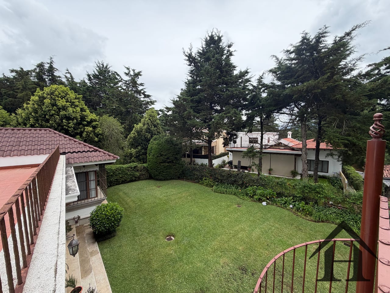 Casa colonial de 1 nivel + terreno Hacienda Nueva Country Club — Casa en Venta en Hacienda Nueva, San José Pinula, Guatemala, Ciudad — foto 3 de 6