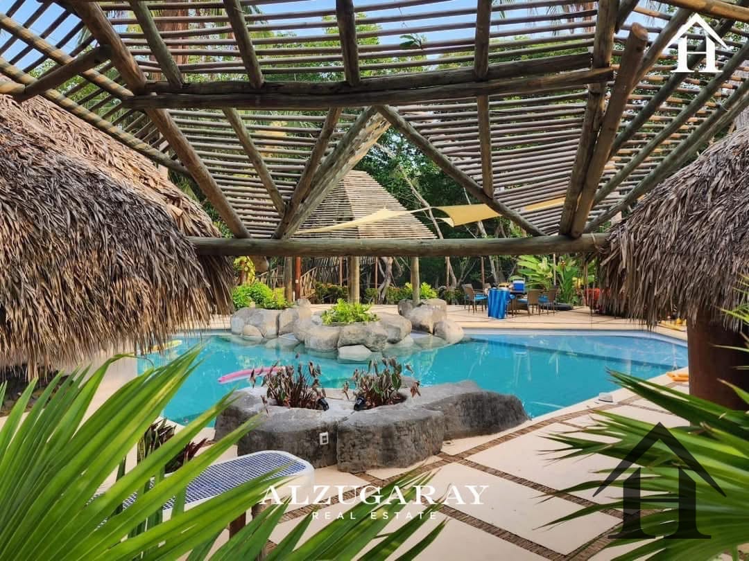 Remato casa de playa 3,362 Vrs2 FRONT BEACH — Casa vacacional en Venta en Iztapa, Escuintla — foto 9 de 13