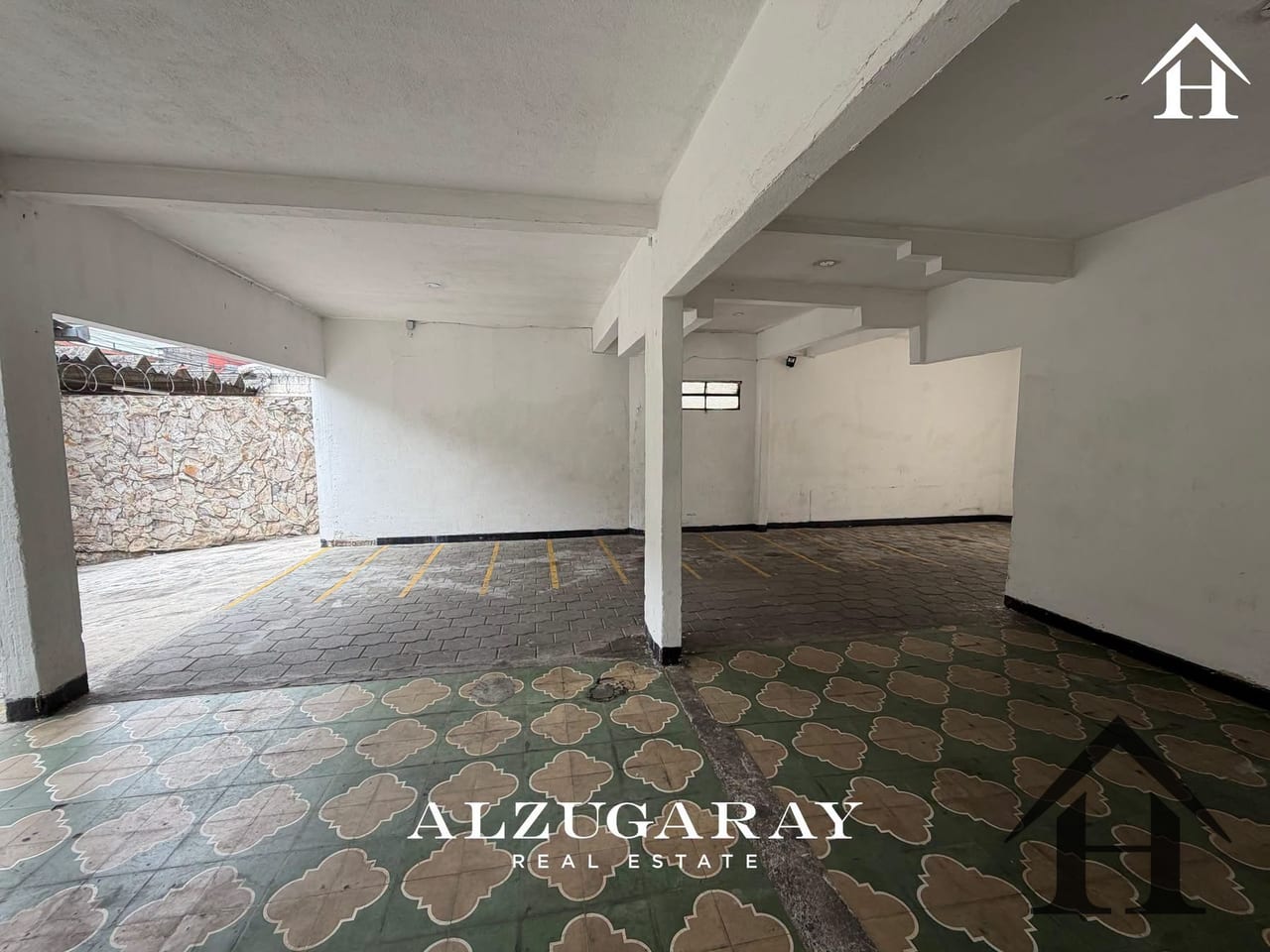 Edificio POT G3 muy bien ubicado, ideal para remodelar zona 9 — Edificio en Venta en Zona 9, Guatemala, Ciudad — foto 3 de 7