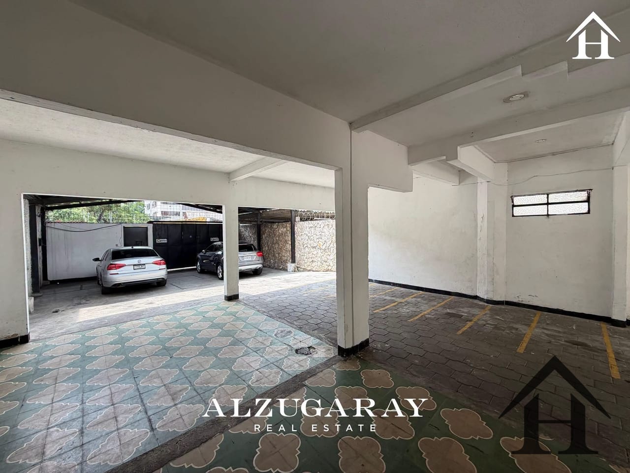 Edificio POT G3 muy bien ubicado, ideal para remodelar zona 9 — Edificio en Venta en Zona 9, Guatemala, Ciudad — foto 2 de 7