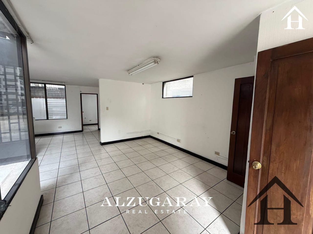 Edificio POT G3 muy bien ubicado, ideal para remodelar zona 9 — Edificio en Venta en Zona 9, Guatemala, Ciudad — foto 7 de 7
