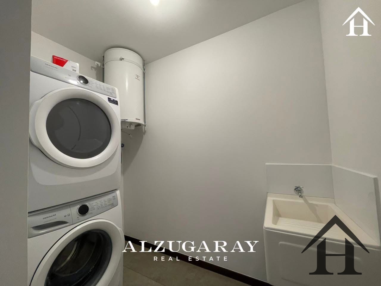 Apartamento moderno Albero San Lázaro zona 15 — Apartamento en Venta en Albero San Lazaro, Zona 15, Guatemala, Ciudad — foto 9 de 16
