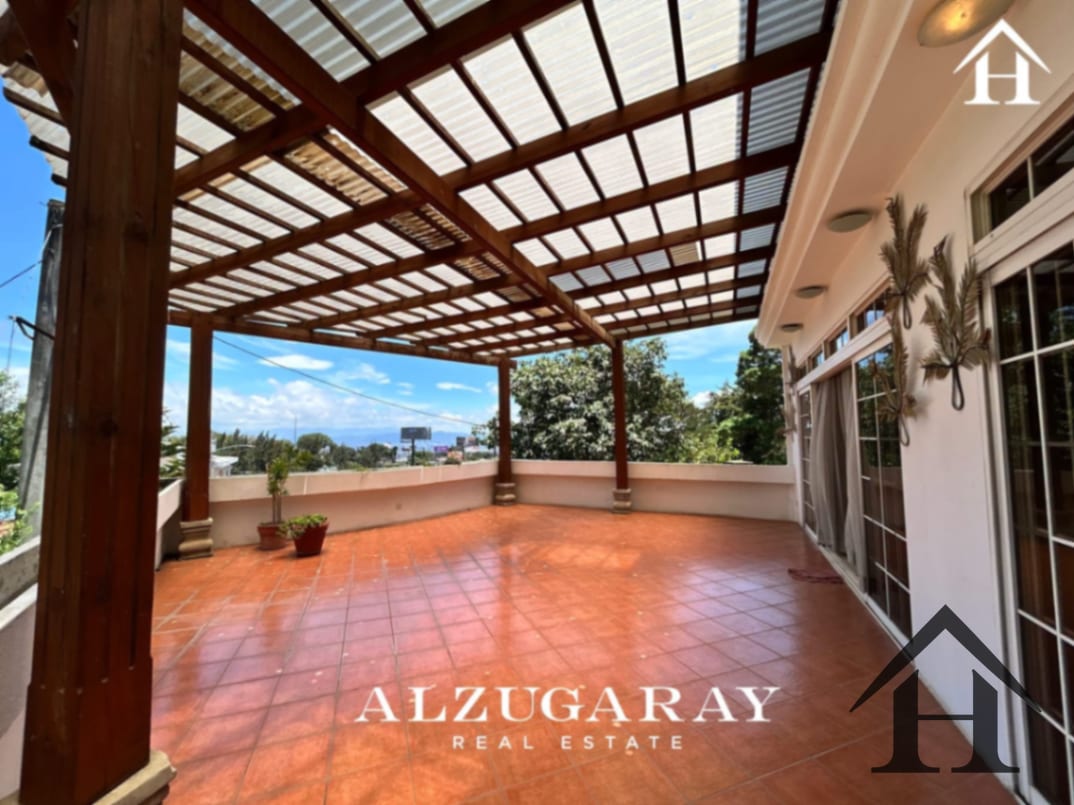 Casa + terreno Cond Puerta del Valle zona 1 Mixco — Casa en Venta en Zona 1 Mixco, Guatemala, Ciudad — foto 6 de 13