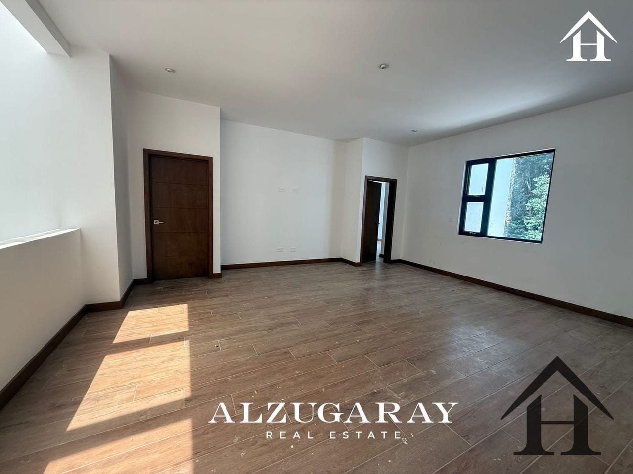 Casa minimalista para estrenar Cond Santa Rosalía — Casa en Venta en Santa Rosalia La Laguna, Carretera a El Salvador, Guatemala, Ciudad — foto 8 de 13