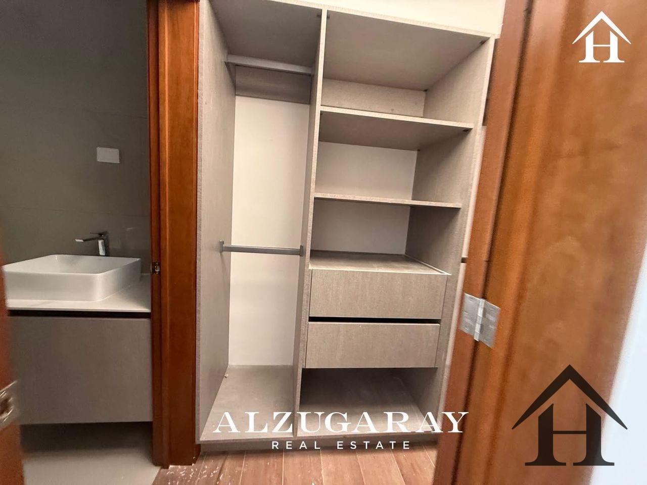 Casa minimalista para estrenar Cond Santa Rosalía — Casa en Venta en Santa Rosalia La Laguna, Carretera a El Salvador, Guatemala, Ciudad — foto 12 de 13