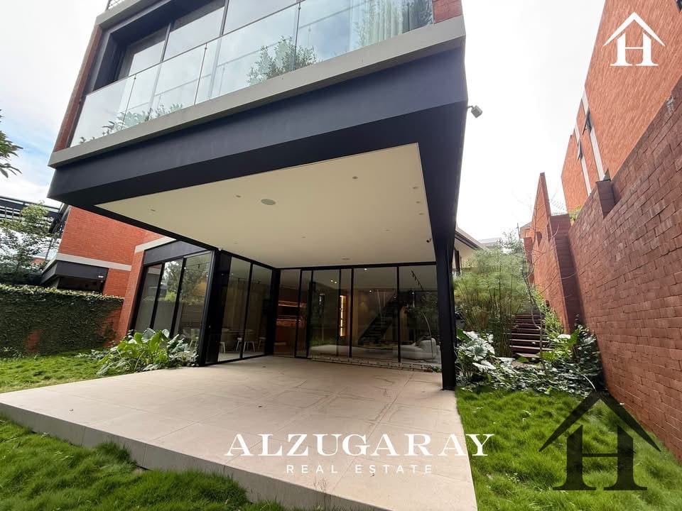 Casa minimalista Cond Acacias de Cayalá zona 16 — Casa en Venta en Acacias de Cayalá, Zona 16, Guatemala, Ciudad — foto 1 de 17