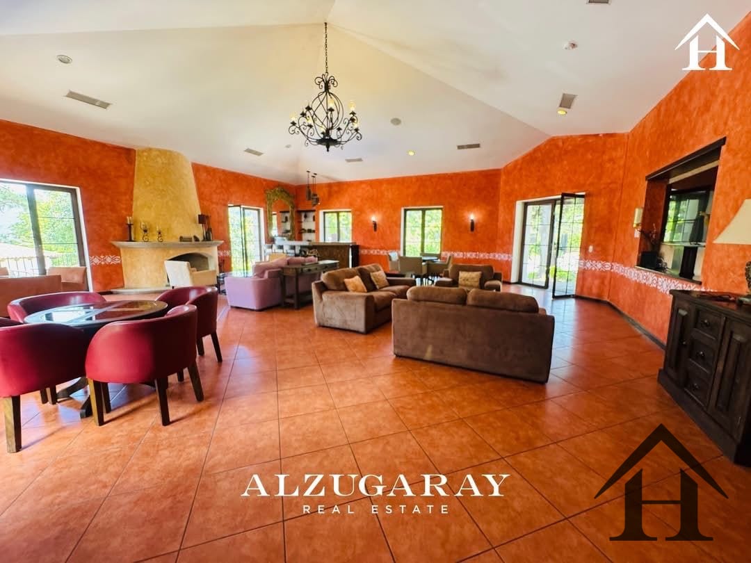 Casa colonial condominio Paseo del Obispo — Casa en Venta en Antigua, Sacatepéquez — foto 3 de 13