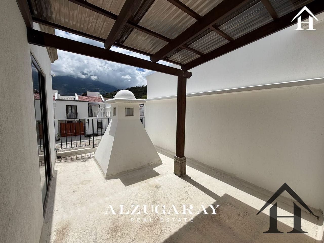 Casa semi amueblada Condominio Paseo San Lorenzo — Casa en Alquiler en Antigua, Sacatepéquez — foto 6 de 13