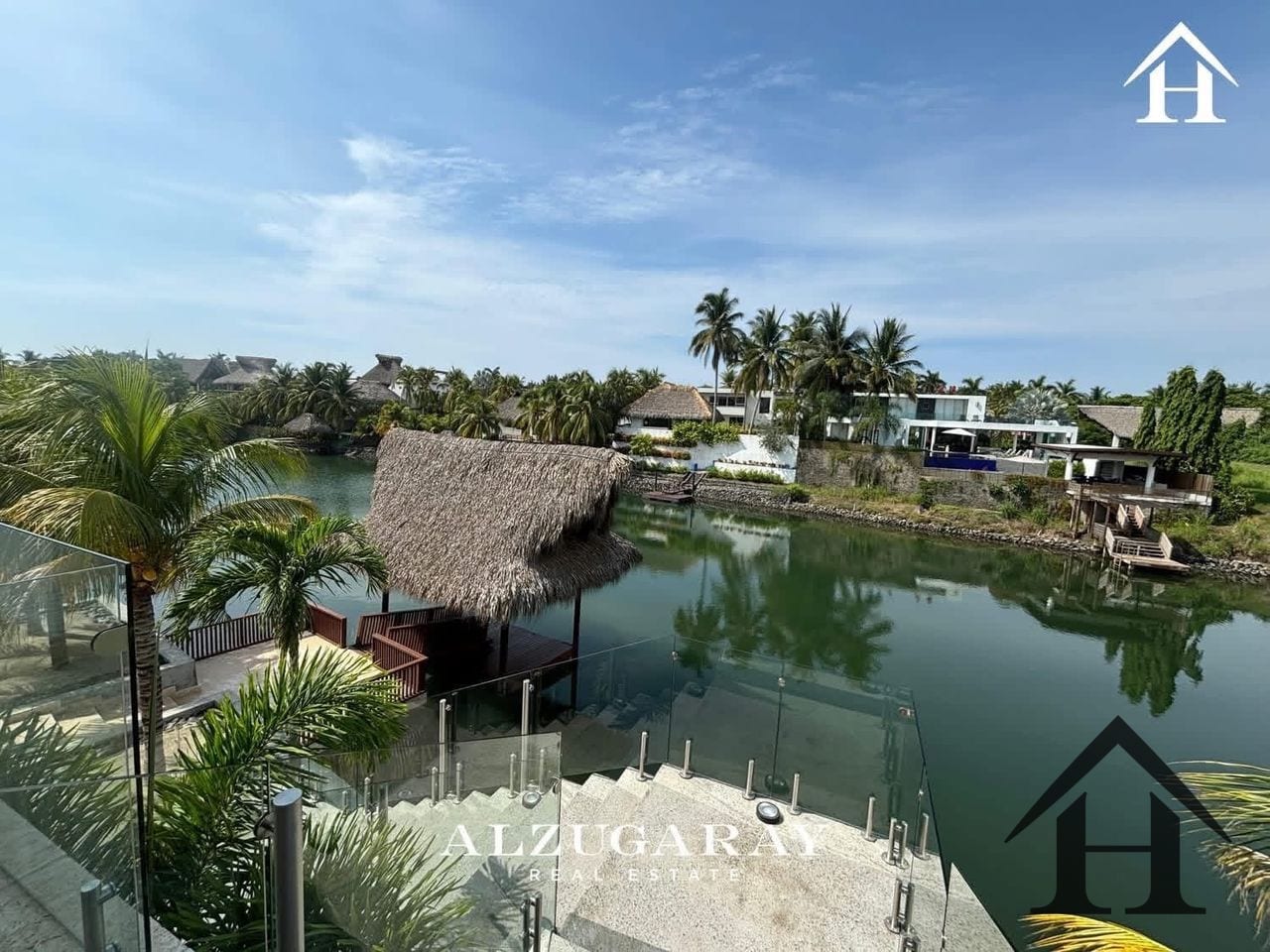 Casa espectacular amueblada y equipada en Marina del Sur — Casa vacacional en Venta en Juan Gaviota Marina del Sur, Puerto San José, Escuintla — foto 9 de 11