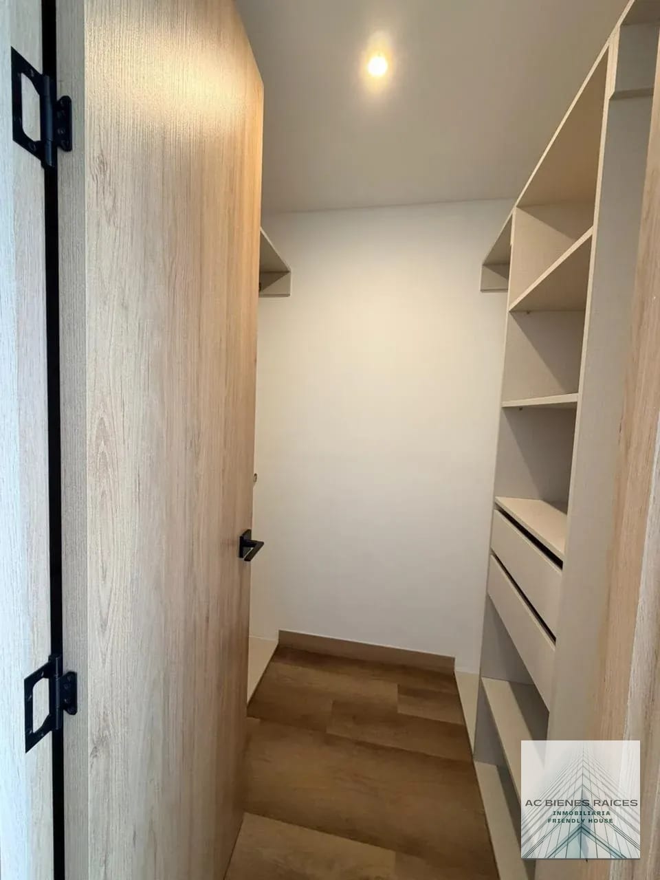TOMUS renta de apto 3 habitaciones — Apartamento en Alquiler en Zona 15, Guatemala, Ciudad — foto 9 de 13