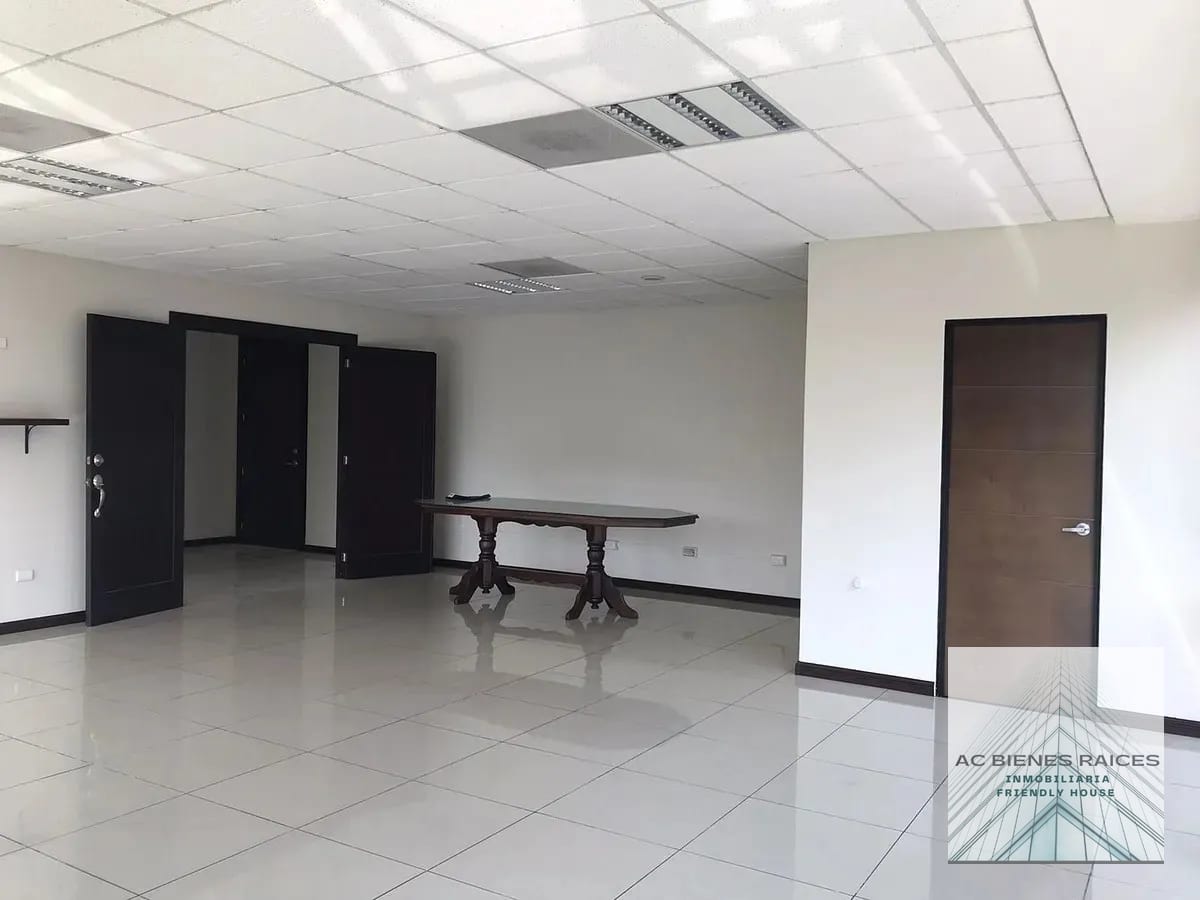 DESIGN CENTER oficina en renta /venta — Oficina en Alquiler en Zona 10, Guatemala, Ciudad — foto 3 de 4