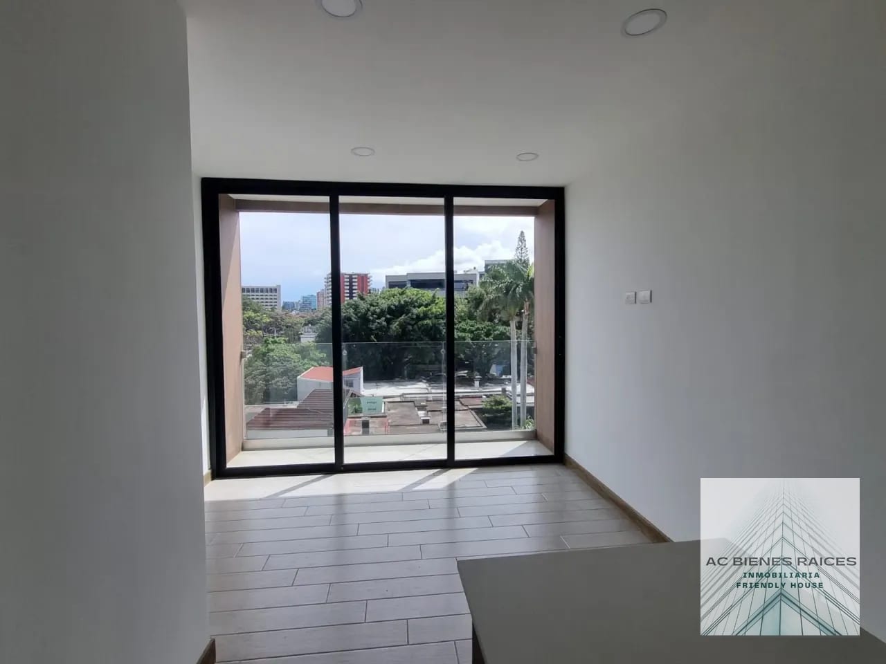 Providencia apto en renta zona 13 3 habitaciones — Apartamento en Alquiler en Zona 13, Guatemala, Ciudad — foto 2 de 13