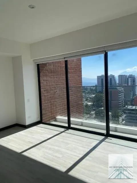 Novus Zona 14 2 Habitaciones — Apartamento en Alquiler en Novus, Zona 14, Guatemala, Ciudad — foto 3 de 12