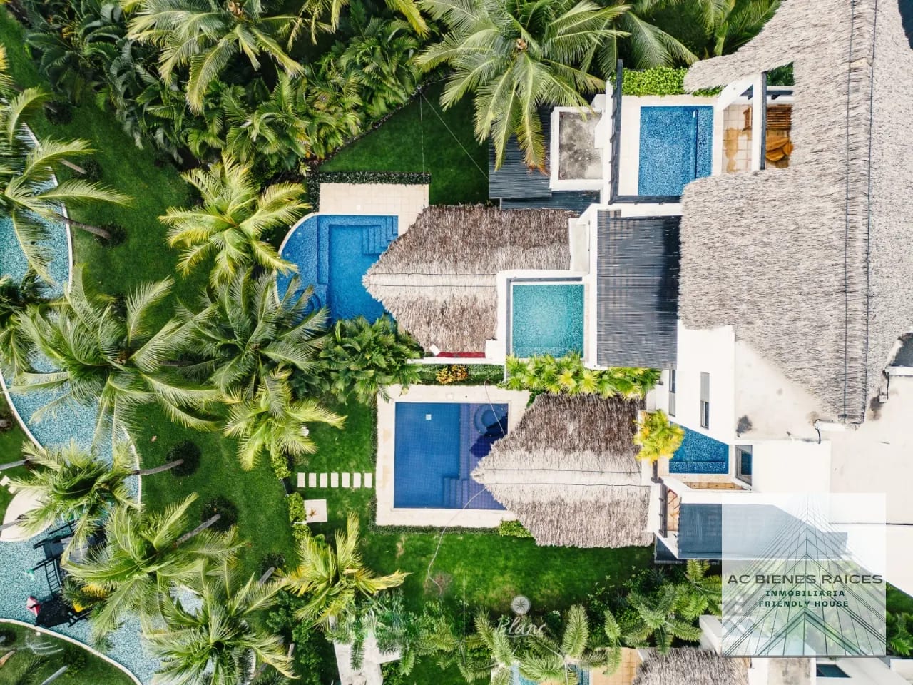 Villa en renta en Blanc Monterrico — Casa vacacional en Alquiler en Blanc, Monterrico, Santa Rosa — foto 1 de 10