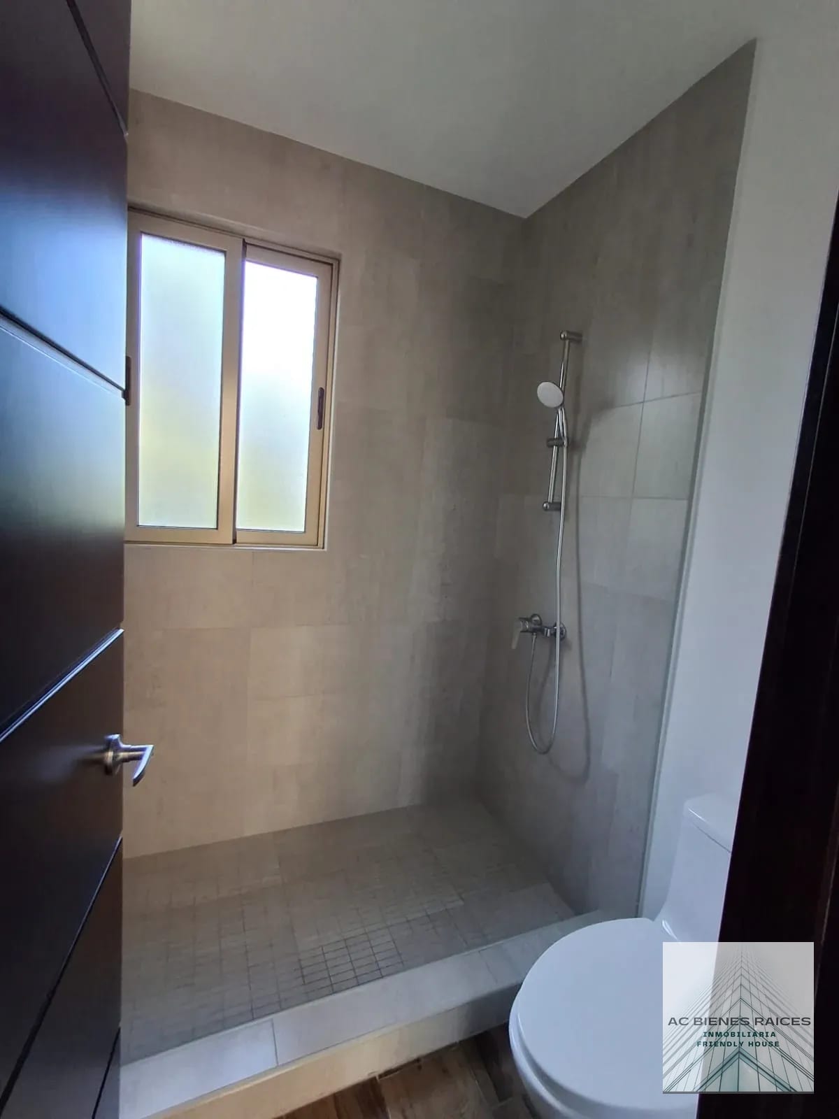 Villa en renta en Blanc Monterrico — Casa vacacional en Alquiler en Blanc, Monterrico, Santa Rosa — foto 6 de 10