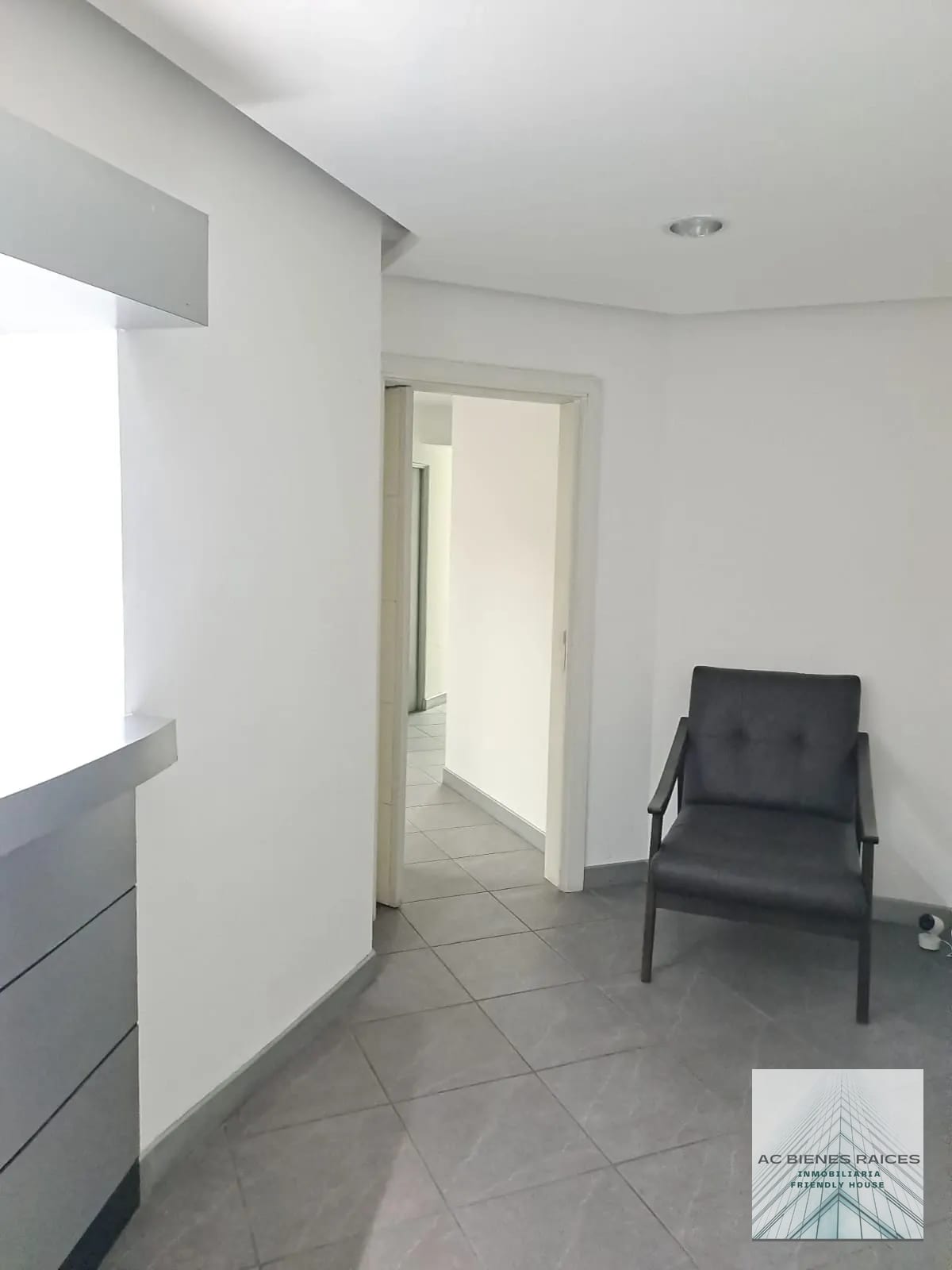 Oficina en venta Corporativo Muxbal — Oficina en Venta en Muxbal, Guatemala, Ciudad — foto 1 de 10