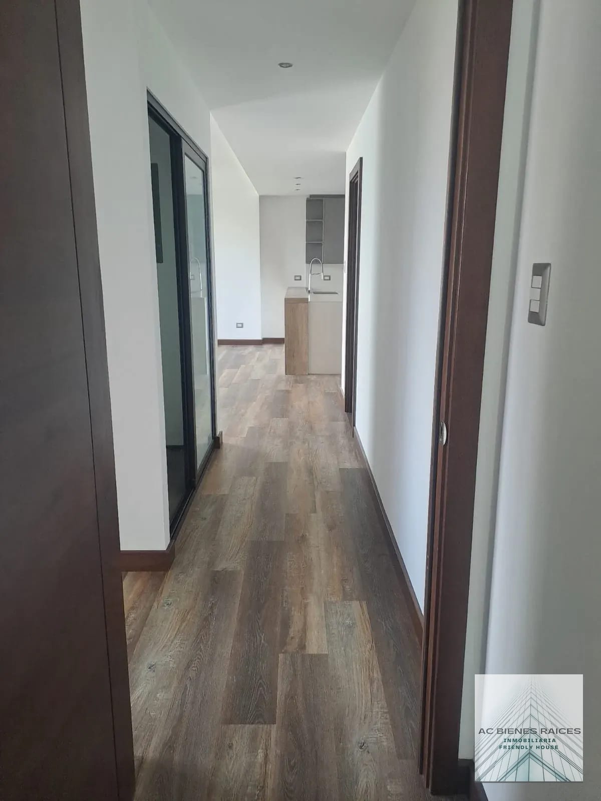 Apartamento de 3 hab en zona 10 — Apartamento en Alquiler en Zona 10, Guatemala, Ciudad — foto 12 de 17