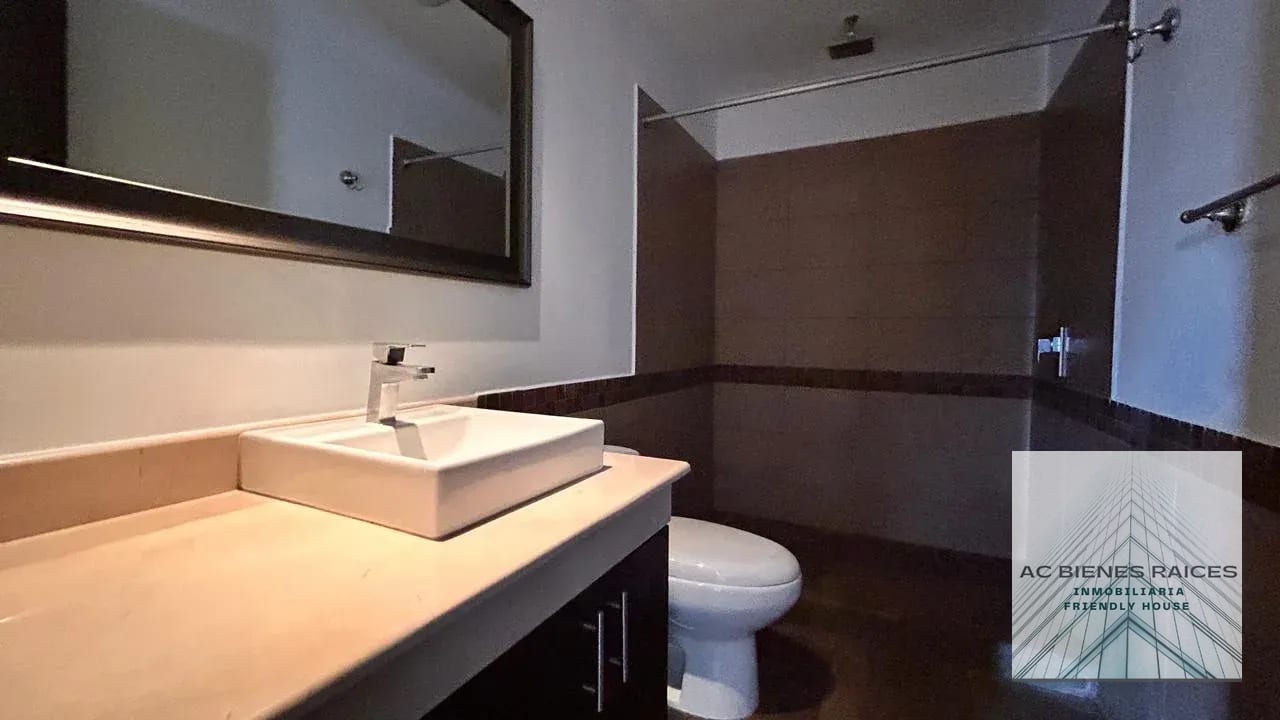 Verona 2 habitaciones — Apartamento en Alquiler en Verona, Zona 10, Guatemala, Ciudad — foto 11 de 14