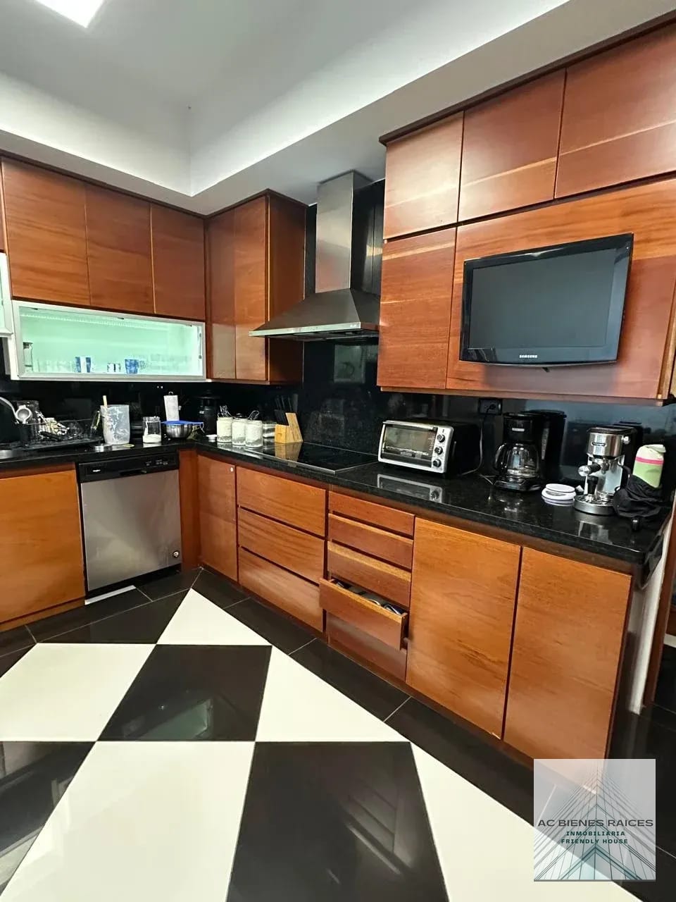 Verdino 2 habitaciones + teraza — Apartamento en Alquiler en Verdino, Zona 15, Guatemala, Ciudad — foto 4 de 14