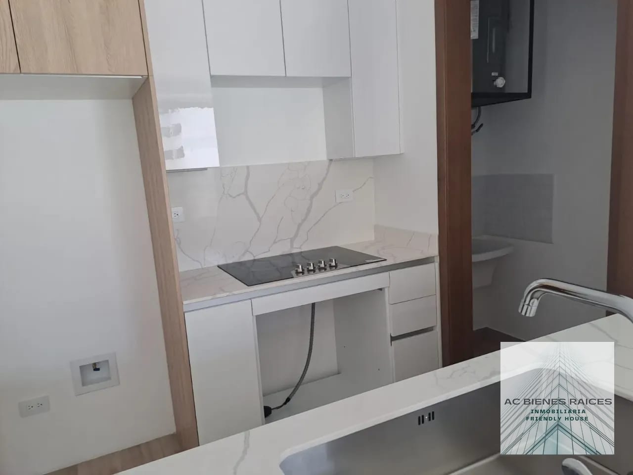 Ferre 10 Renta — Apartamento en Alquiler en Ferré Diez, Zona 10, Guatemala, Ciudad — foto 10 de 17