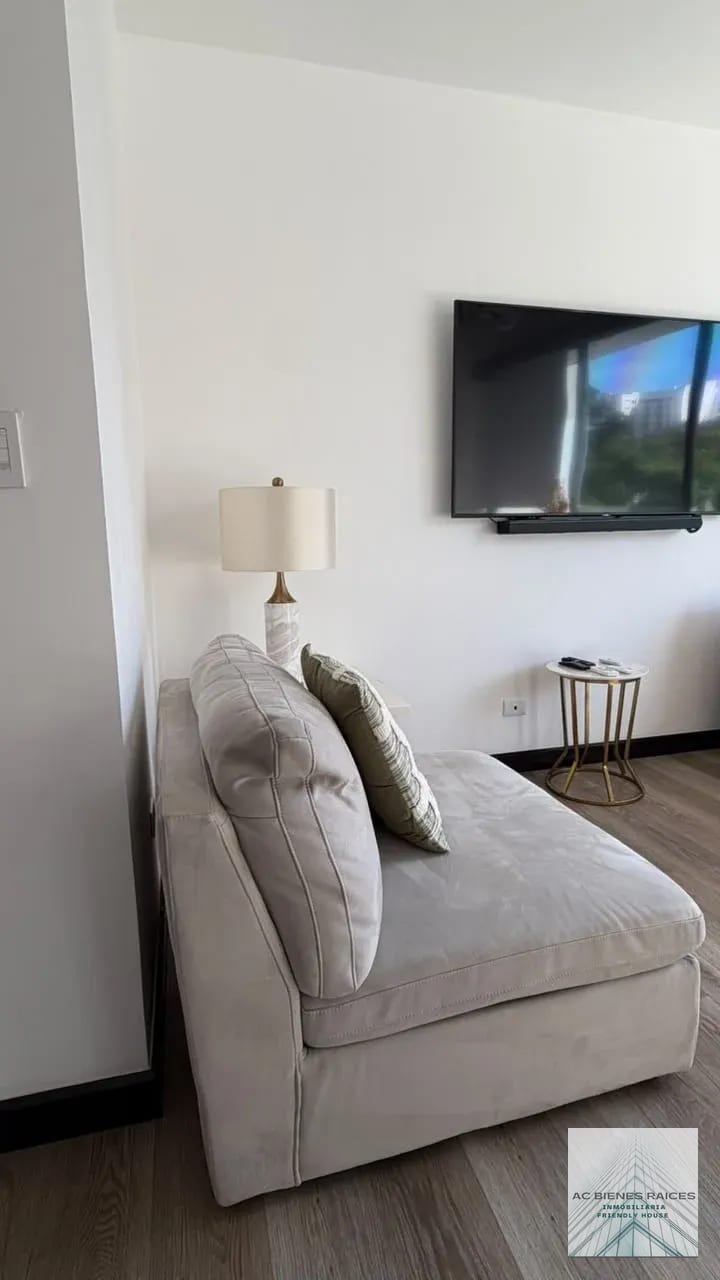 Para extranjeros, ejecutivos apto amueblado zona 14 — Apartamento en Alquiler en Unio Urban Village, Zona 14, Guatemala, Ciudad — foto 3 de 17