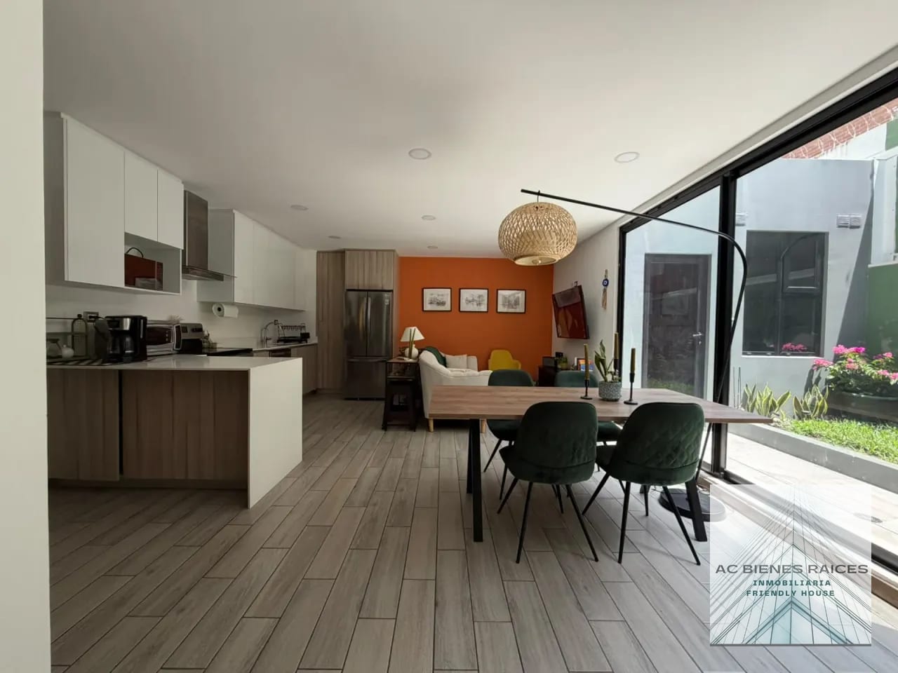 Apartamento con jordín en zona 15 — Apartamento en Alquiler en Dual, Zona 15, Guatemala, Ciudad — foto 2 de 16