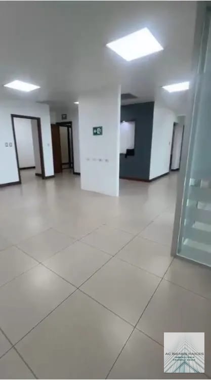 Oficina Avante 200mts — Oficina en Alquiler en Zona 10, Guatemala, Ciudad — foto 2 de 9