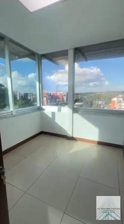 Oficina Avante 200mts — Oficina en Alquiler en Zona 10, Guatemala, Ciudad — foto 5 de 9