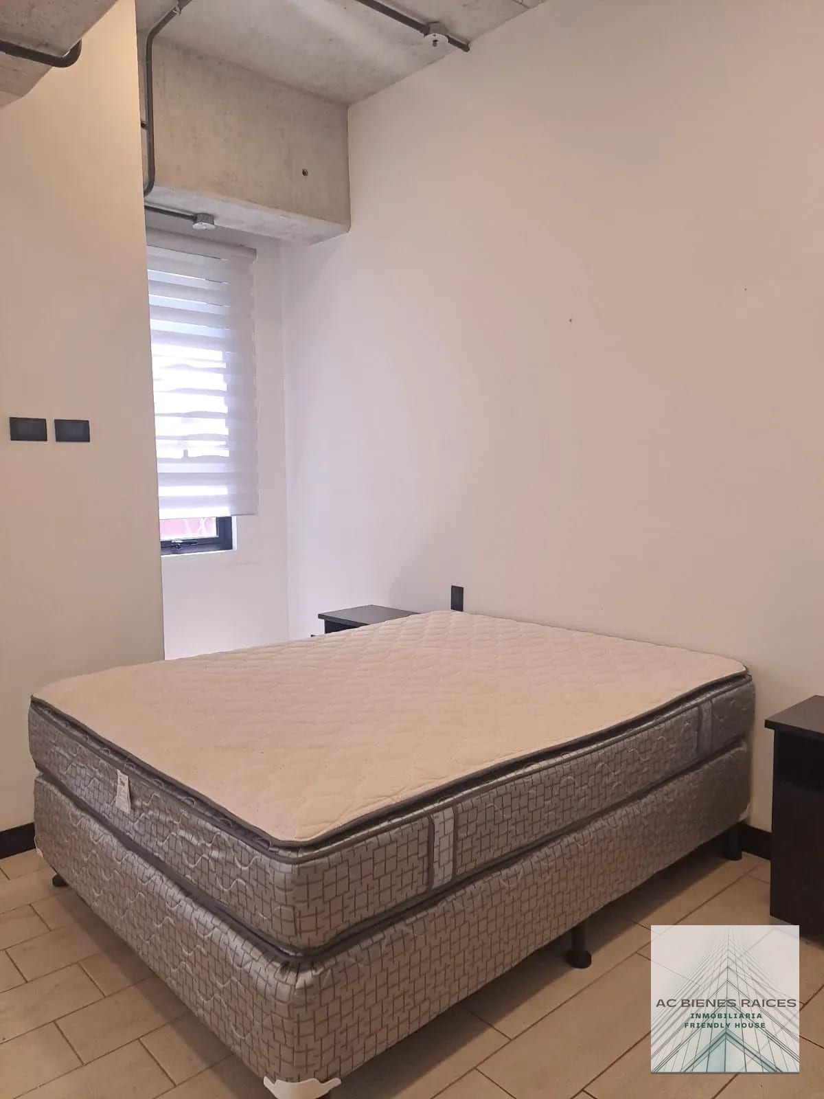 EON zona 10 1 habitación amueblado — Apartamento en Alquiler en Eon, Zona 10, Guatemala, Ciudad — foto 4 de 12