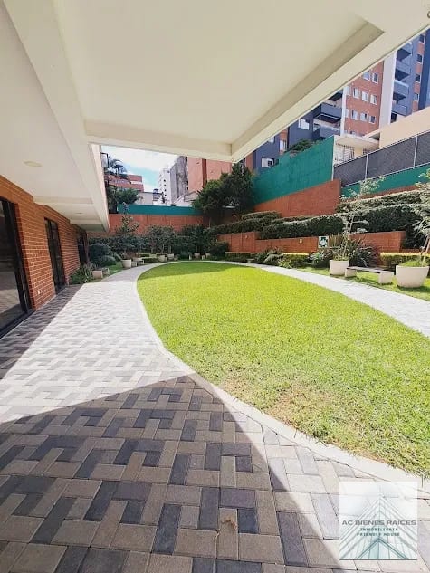 Elegante apartamento zona 14 — Apartamento en Alquiler en Almeira, Zona 14, Guatemala, Ciudad — foto 14 de 16