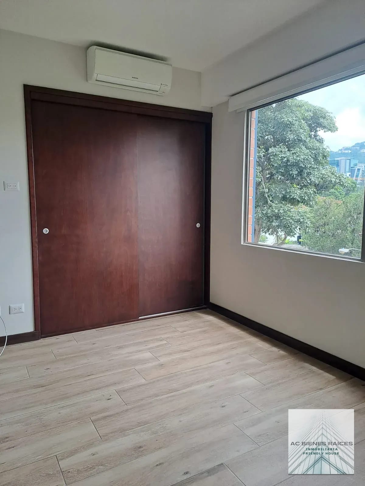Renta apto VH2 con amplio balcón — Apartamento en Alquiler en Zona 15, Guatemala, Ciudad — foto 8 de 16