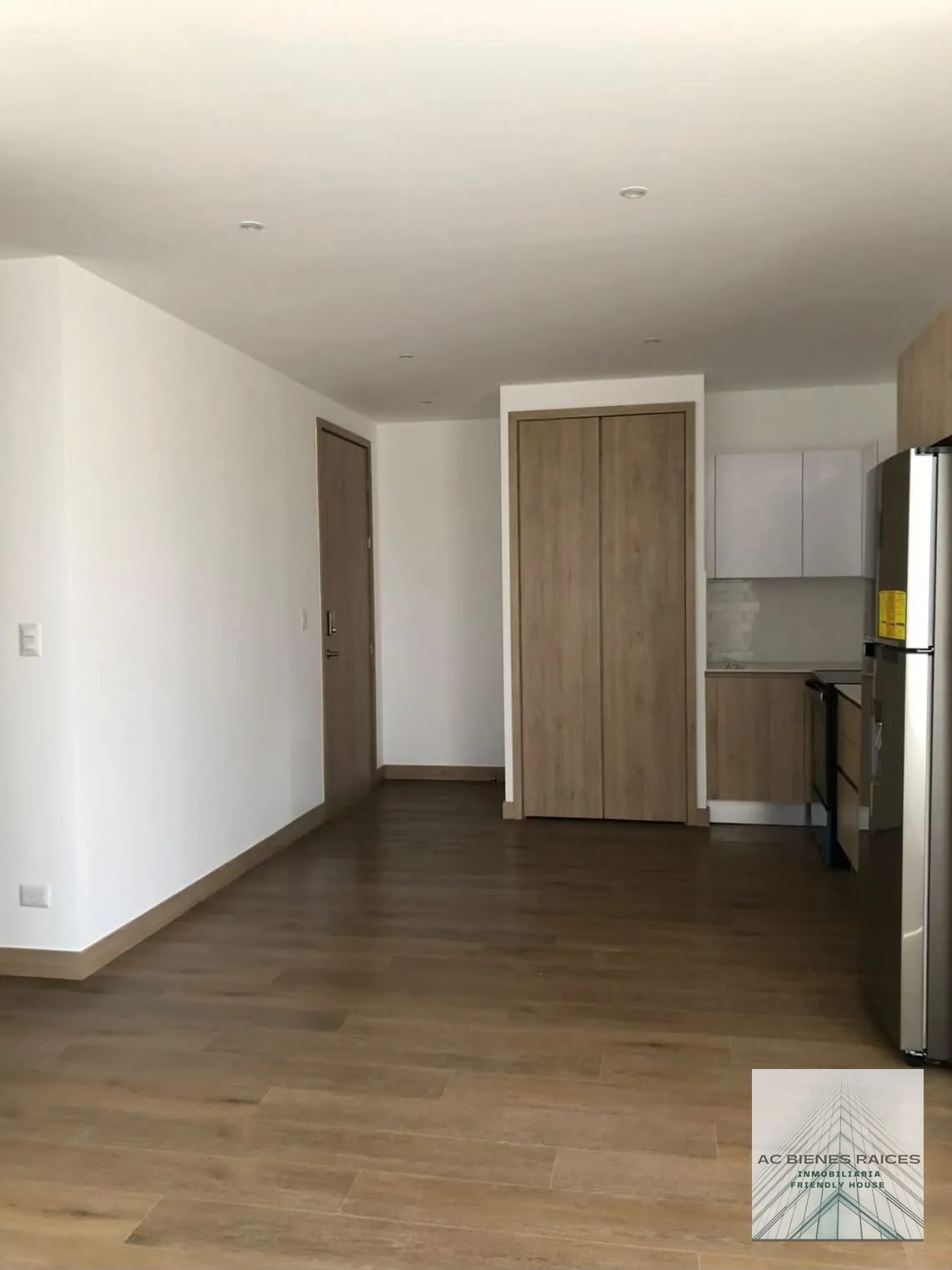 Renta apto en Triva Col El Maestro — Apartamento en Alquiler en Trivá, Zona 15, Guatemala, Ciudad — foto 1 de 9