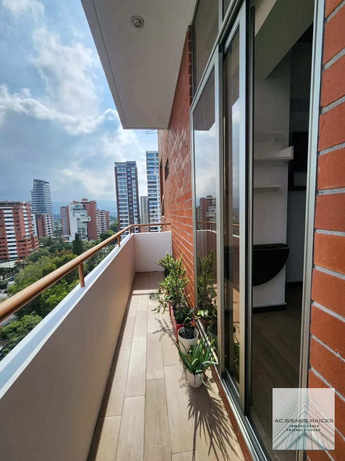 Renta amueblado zona 13 — Apartamento en Alquiler en Casa Americas, Zona 13, Guatemala, Ciudad — foto 7 de 13