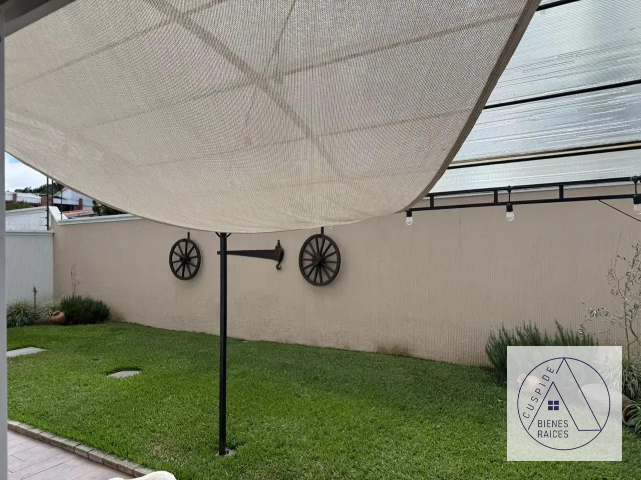 Se vende Casa de Lujo Carr. Salvador km 16.5 San Antonio — Casa en Venta en San Antonio, Carretera a El Salvador, Guatemala, Ciudad — foto 6 de 9