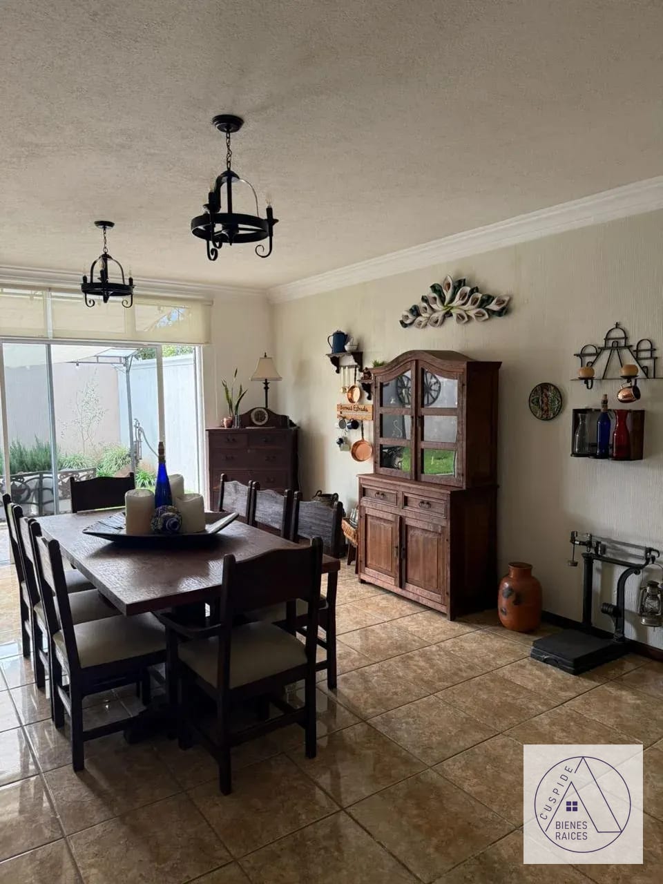 Se vende Casa de Lujo Carr. Salvador km 16.5 San Antonio — Casa en Venta en San Antonio, Carretera a El Salvador, Guatemala, Ciudad — foto 7 de 9