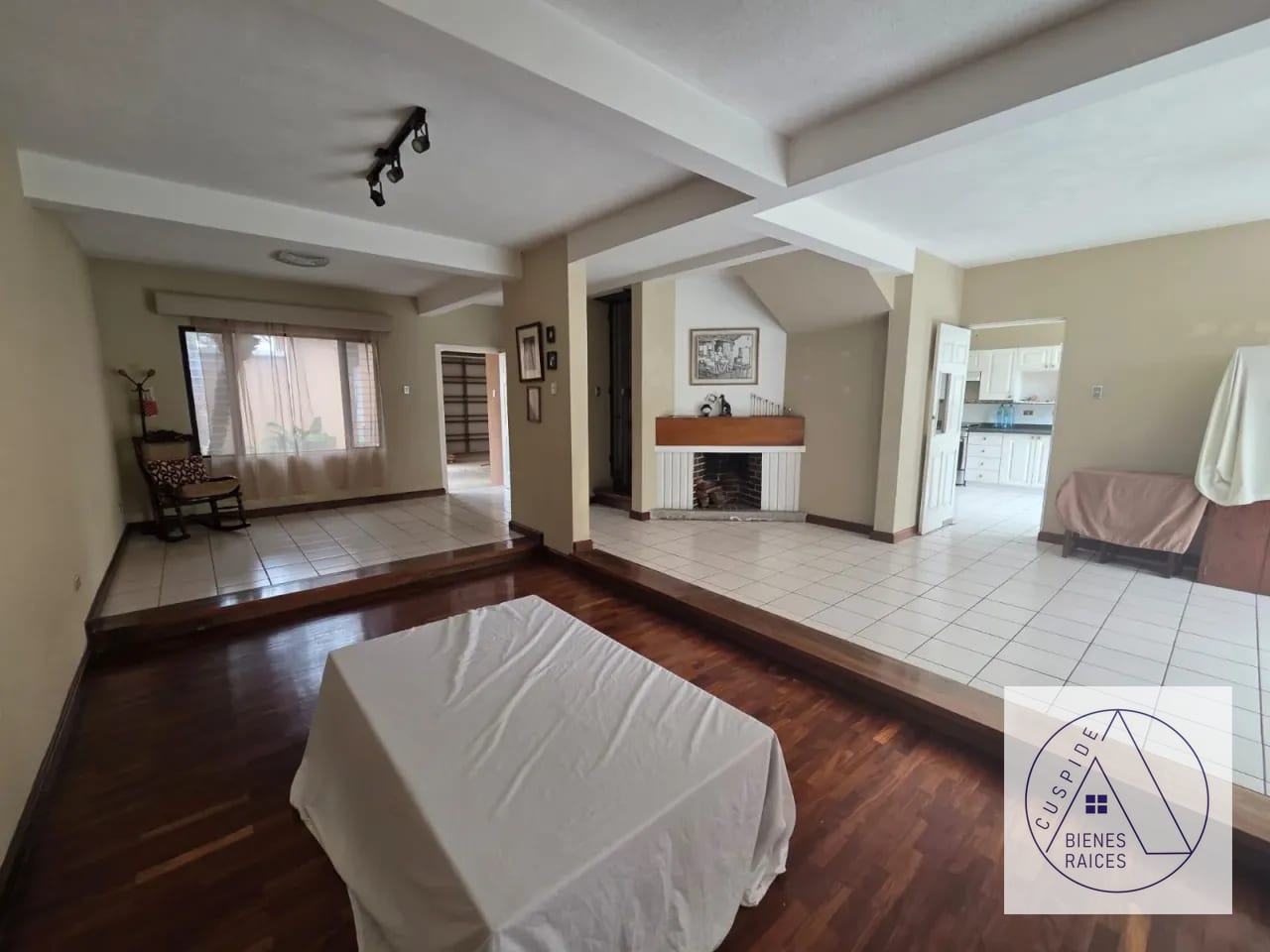 Carr Salvador Km 18 a San José Pinula "Los Manantiales" — Casa en Venta en Los Manantiales, Carretera a El Salvador, Guatemala, Ciudad — foto 3 de 10