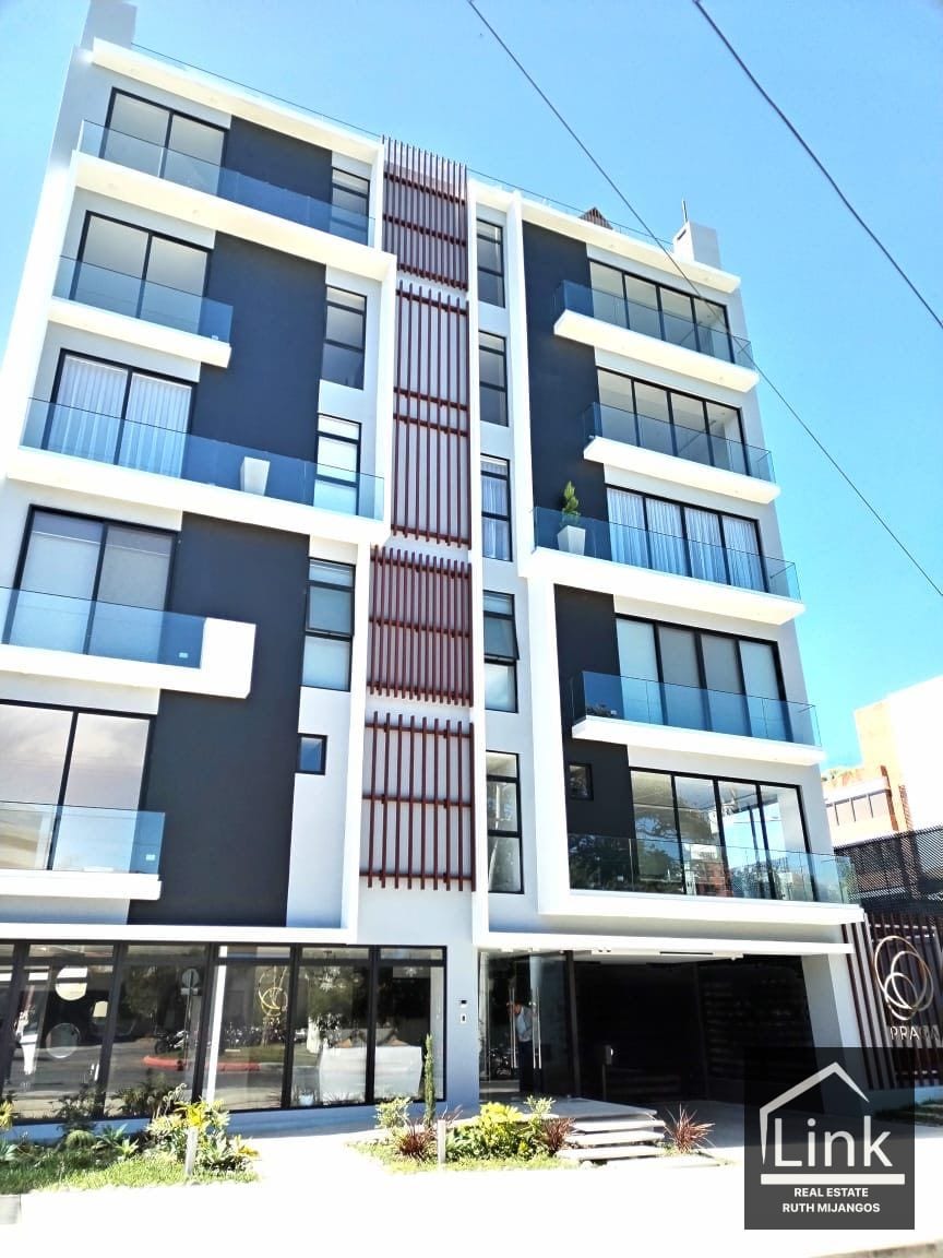 Precioso apartamento en Venta zona 15 Edificio PRAGA — Apartamento en Venta en Zona 15, Guatemala, Ciudad — foto 1 de 15