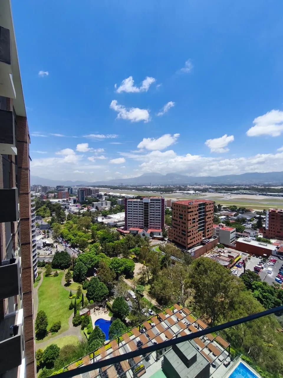 Se Vende Apartamento en Edificio Parque 14 Zona 14 — Apartamento en Venta en Zona 14, Guatemala, Ciudad — foto 3 de 4