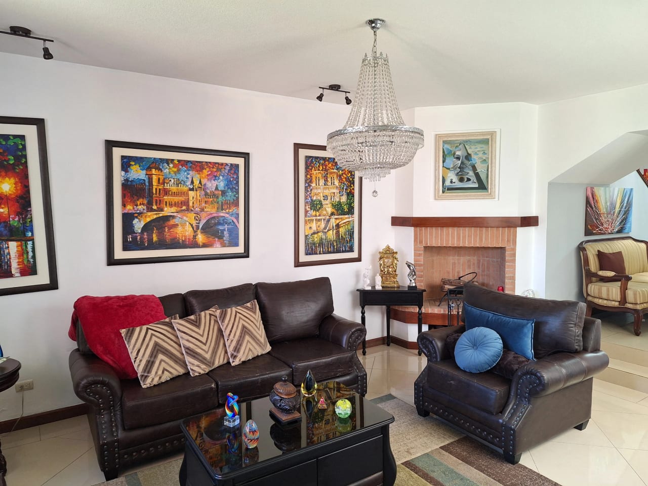 🏡 Casa en Venta en La Fontana 1, Km 25.5 – Carretera a El Salvador — Casa en Venta en La Fontana I, Carretera a El Salvador, Guatemala, Ciudad — foto 4 de 16