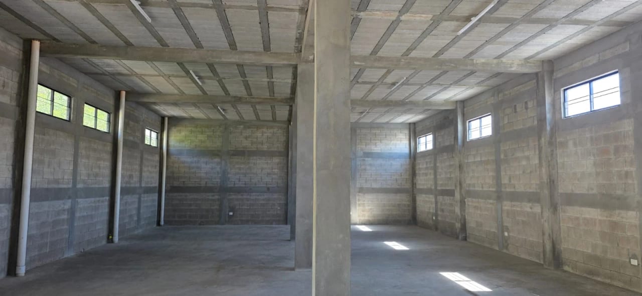 📢 NUEVA OFIBODEGA DISPONIBLE – EN EL NARANJO — Bodega / Ofibodega en Alquiler en Condado Naranjo, Zona 4 Mixco, Guatemala, Ciudad — foto 3 de 9
