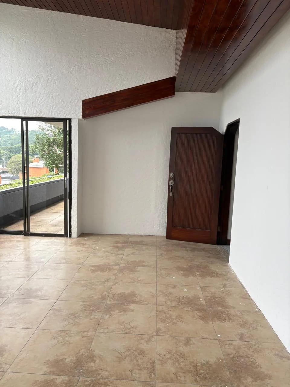 Casa en Alquiler en Montebello II — Casa en Alquiler en Montebello II, Carretera a El Salvador, Guatemala, Ciudad — foto 6 de 7