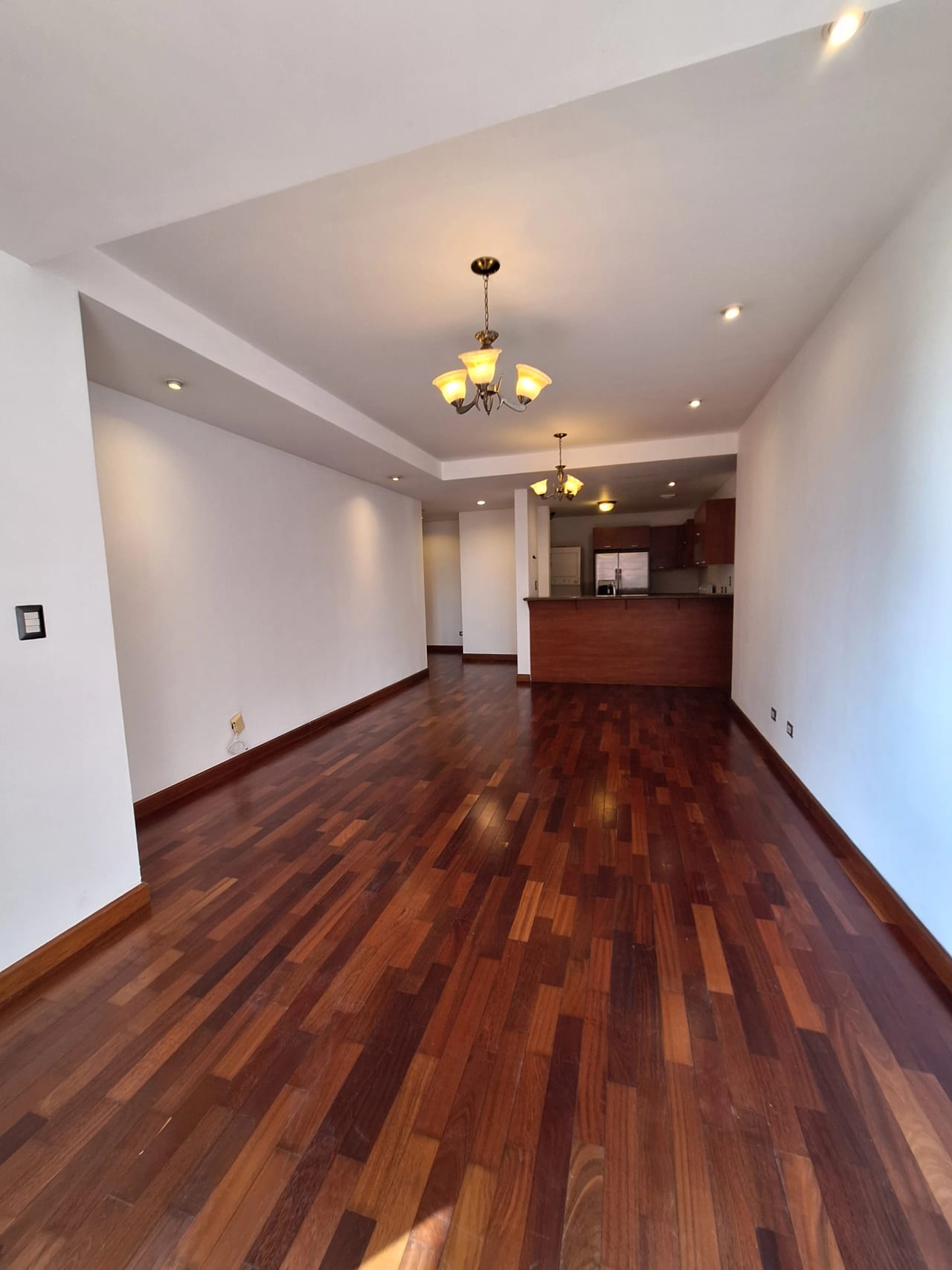 Apartamento en Alquiler Torre Condesa Z 14 — Apartamento en Alquiler en Zona 14, Guatemala, Ciudad — foto 12 de 17