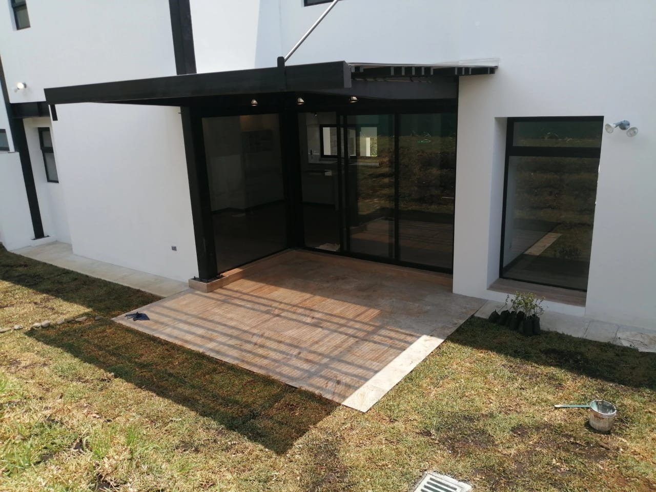 Casa Moderna Tipo Loft KM.20 Carr a Fraijanes Cond Mariaa del Sol — Casa en Alquiler en Marias del Sol, Carretera a El Salvador, Guatemala, Ciudad — foto 3 de 17