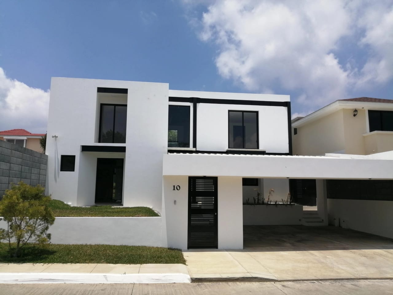 Casa Moderna Tipo Loft KM.20 Carr a Fraijanes Cond Mariaa del Sol — Casa en Alquiler en Marias del Sol, Carretera a El Salvador, Guatemala, Ciudad — foto 4 de 17