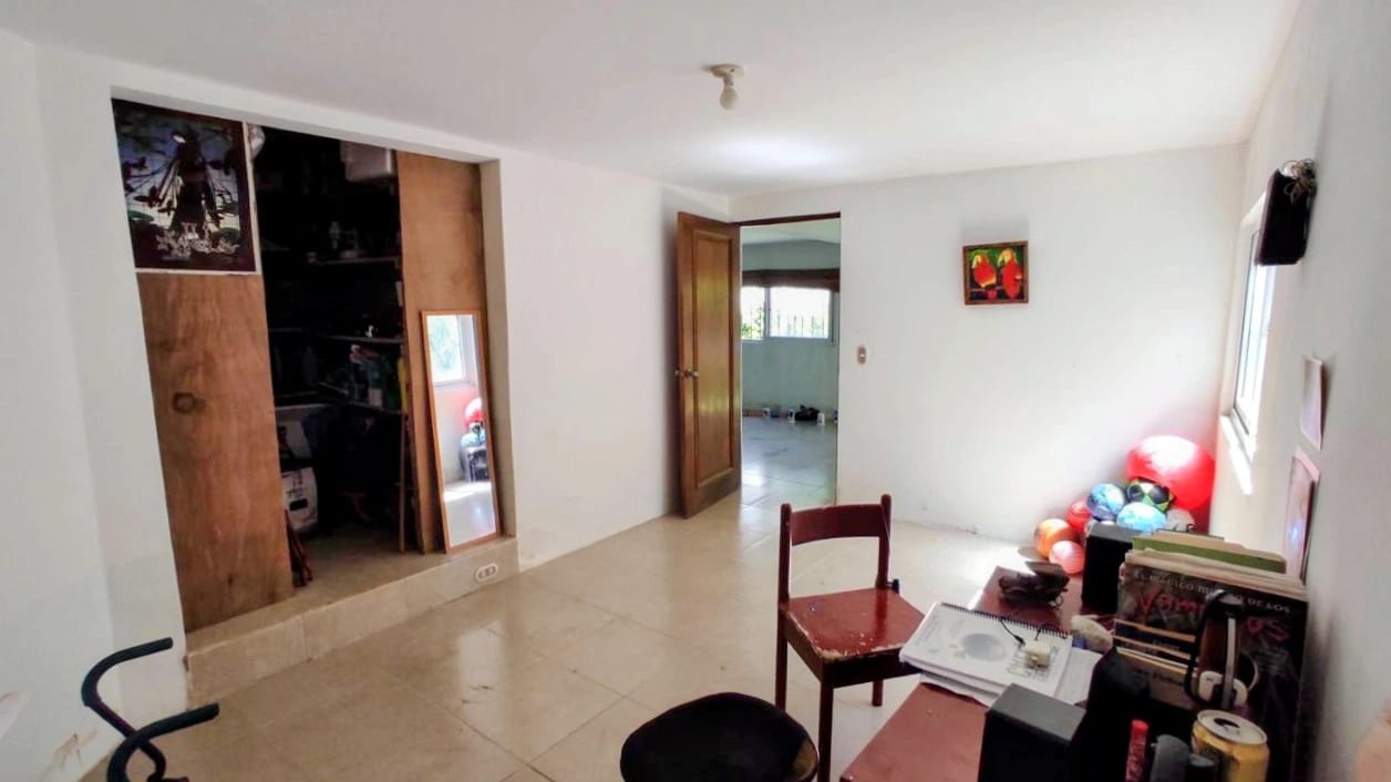 Casa Tres Niveles con Amplio Jardin KM.22 Carr a el Salvador — Casa en Venta en Carretera a El Salvador, Guatemala, Ciudad — foto 5 de 15