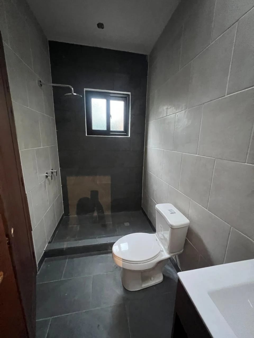 Hermosa Casa Pequeña Independiente KM 16 Carr a el Salv. San Antonio — Casa en Venta en San Antonio, Carretera a El Salvador, Guatemala, Ciudad — foto 9 de 16
