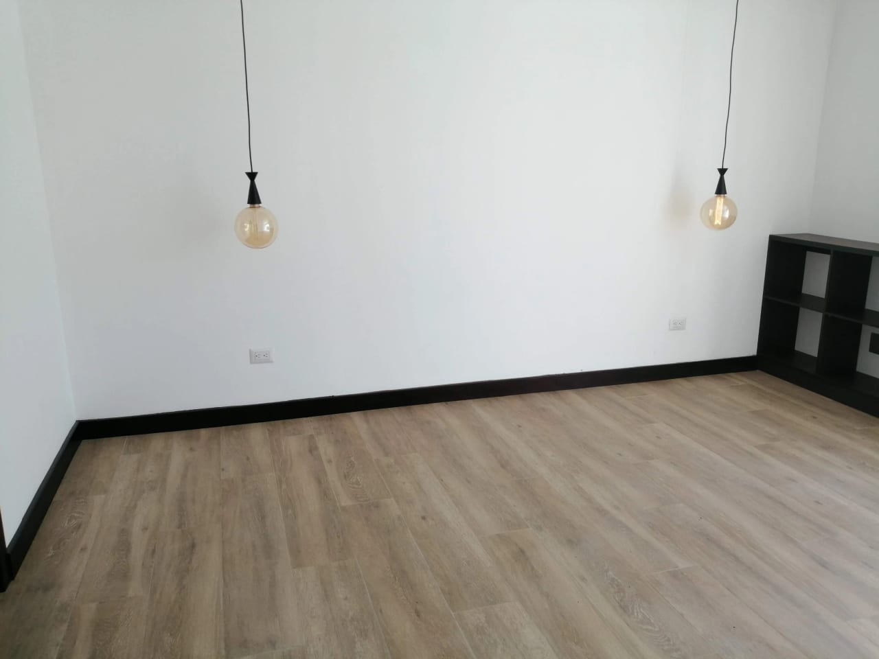Casa Moderna Tipo Loft KM 19 Carr a Fraijanes Marias del Sol — Casa en Alquiler en Marias del Sol, Carretera a El Salvador, Guatemala, Ciudad — foto 16 de 16
