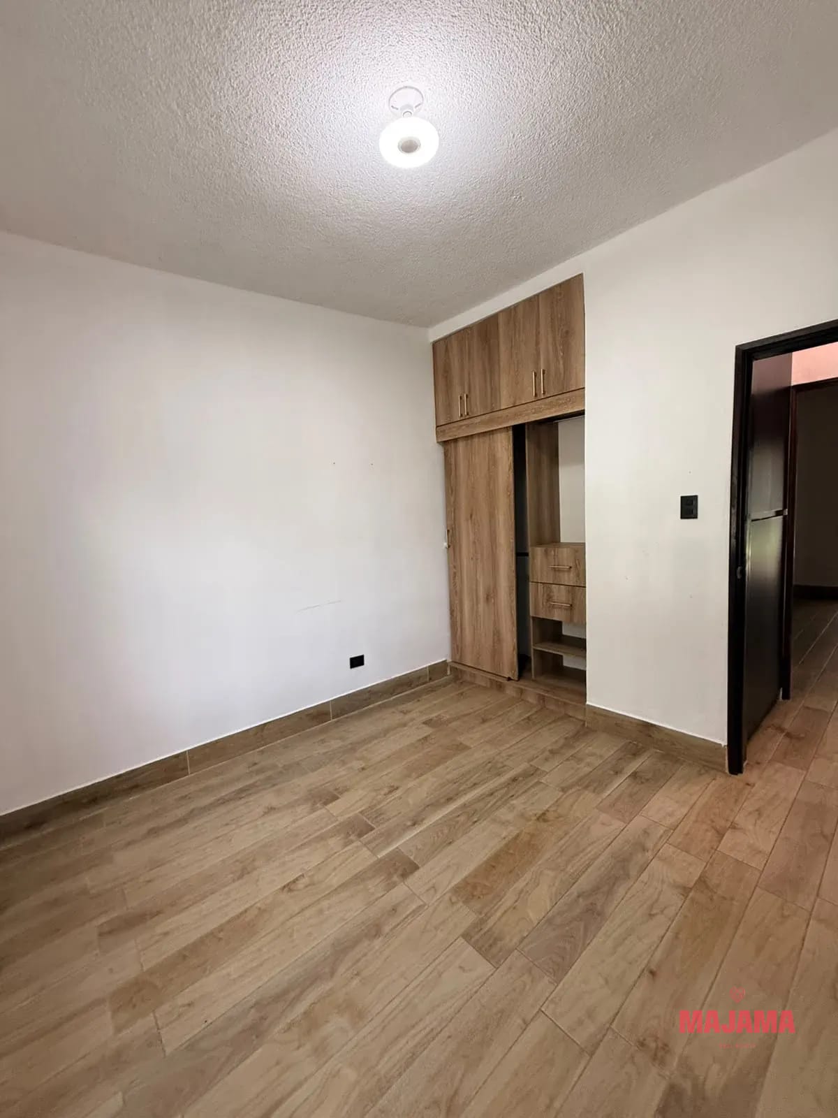 Casa en Venta en Zona 16 - Codigo 10384168 — Casa en Venta en Zona 16, Guatemala, Ciudad — foto 6 de 10