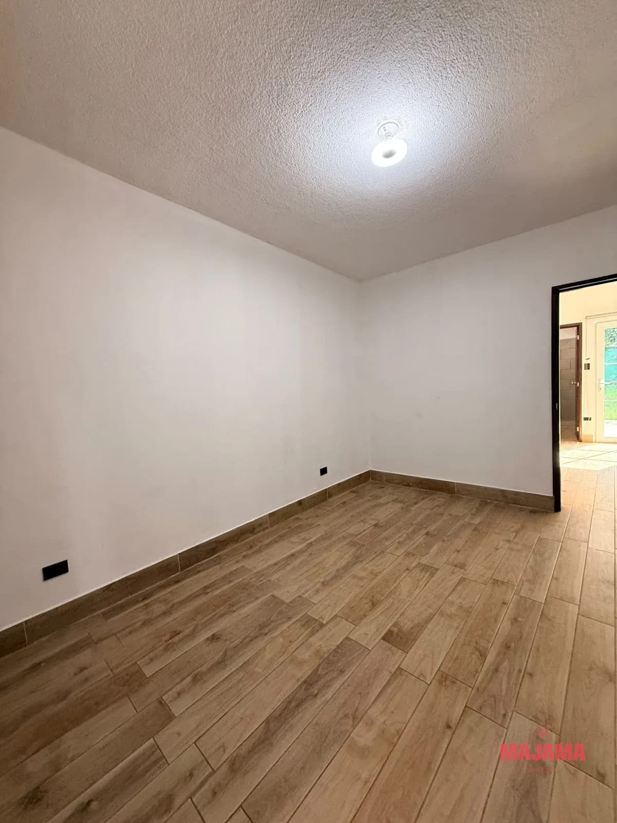 Casa en Venta en Zona 16 - Codigo 10384168 — Casa en Venta en Zona 16, Guatemala, Ciudad — foto 7 de 10
