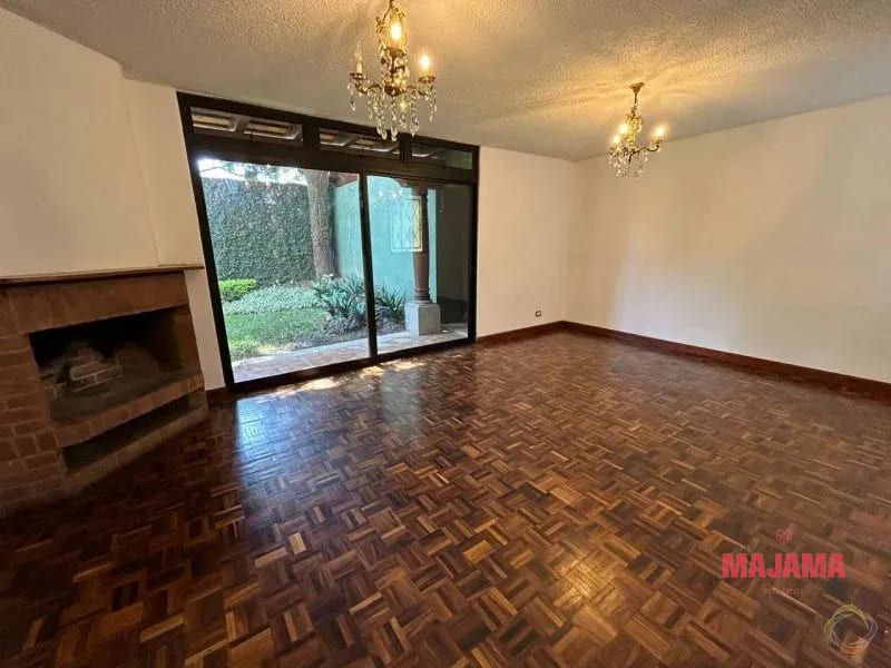 Casa en Venta Zona 10 - Codigo 10328307 — Casa en Venta en Zona 10, Guatemala, Ciudad — foto 1 de 13